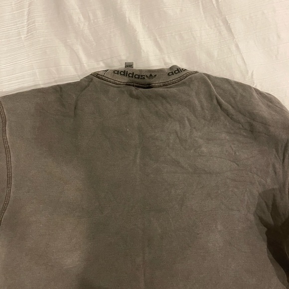 Adidas sweatshirt - Picture 3 of 3